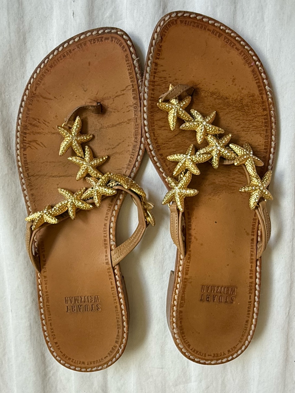 Stuart Weitzman Gold Rhinestone Starfish Leather Sandals Size 8 Coastal Resort